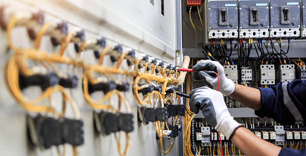 Professional Electrician technician working in Seco Mines, TX